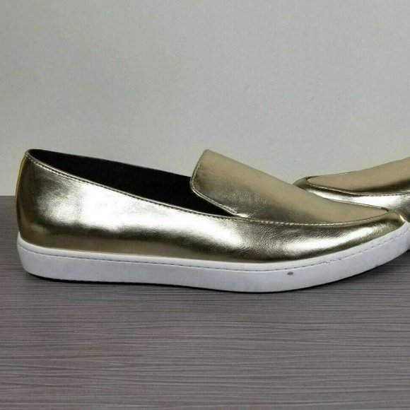 Aldo Trezzo Pointy Toe Sneaker, Gold Patent - Picture 7 of 16